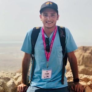 Meet your Posher, Josh